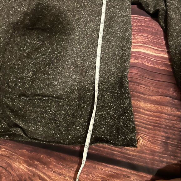 CAbi Womens Sweater Gray Raw Edged Jacket Cropped - Size S One Hook Closure 184B - Picture 6 of 7